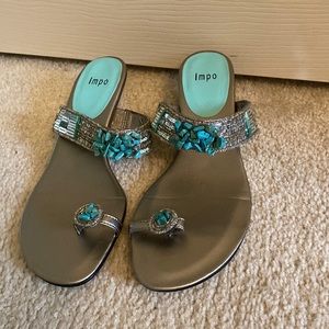 These are cute summer heels.